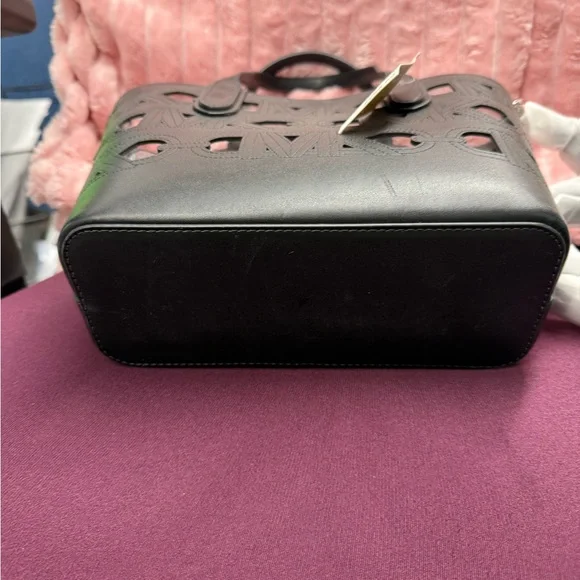 Michael Kors Black Cutout Tote - Picture 4 of 7